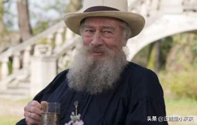 关于托尔斯泰的一个故事_关于托尔斯泰的人物介绍